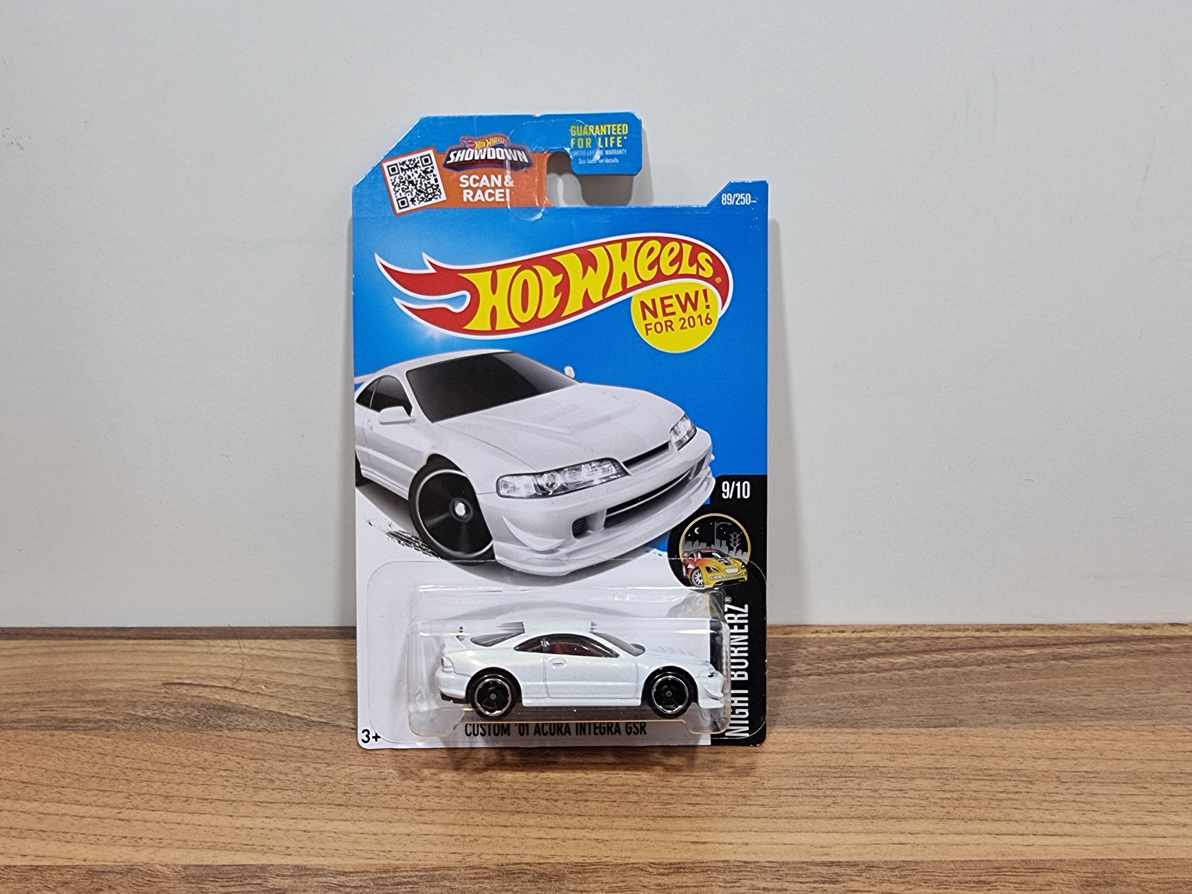 Hot Wheels Custom 01 Acura Honda Integra GSR hotbox models