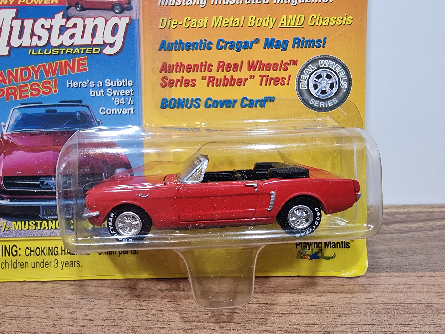 Johnny Lightning 1964 Mustang Convertible