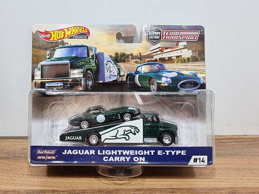 Hot Wheels Jaguar Lightweight E-type, Carry On