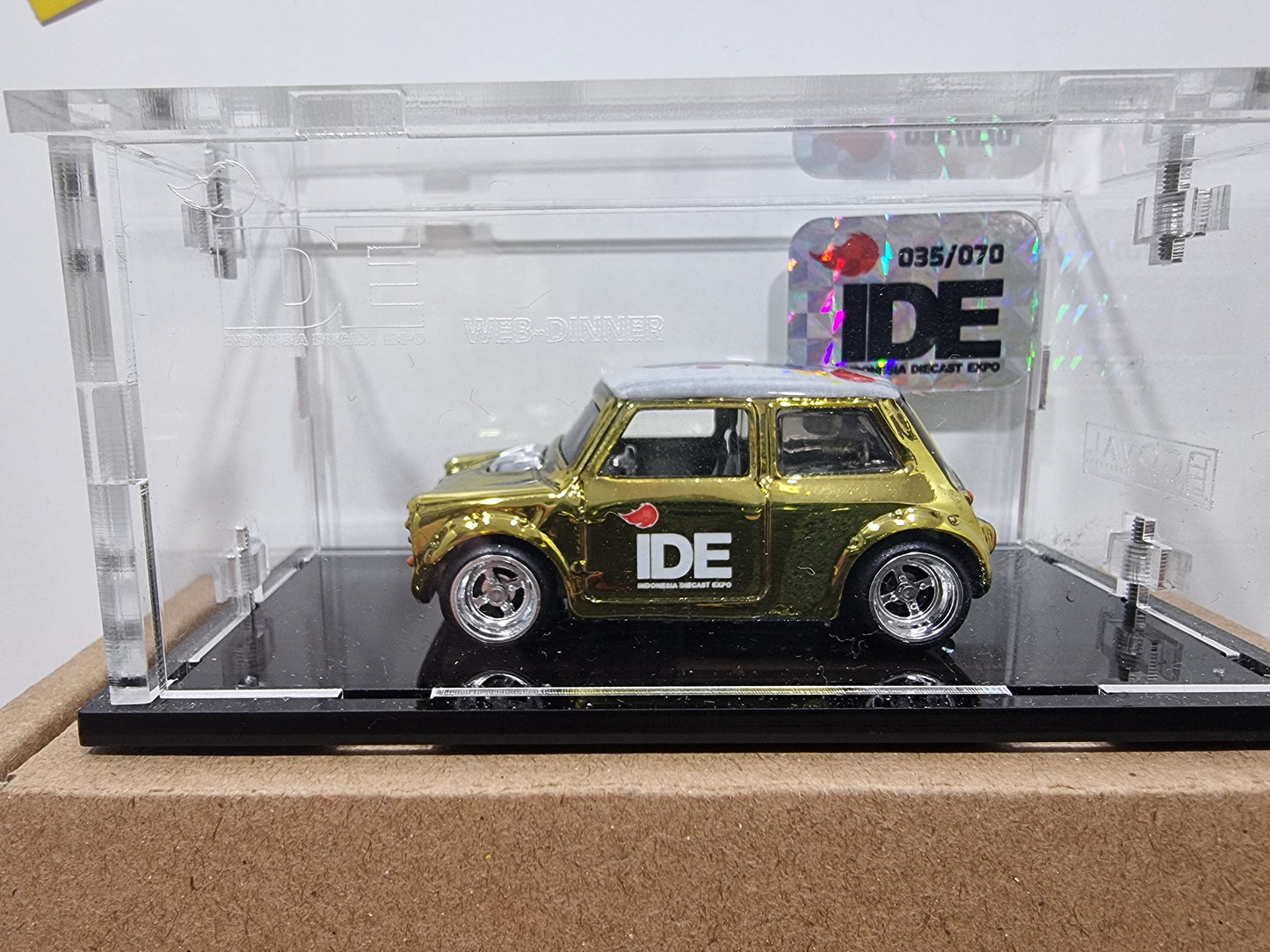 Hot Wheels Morris Mini IDE