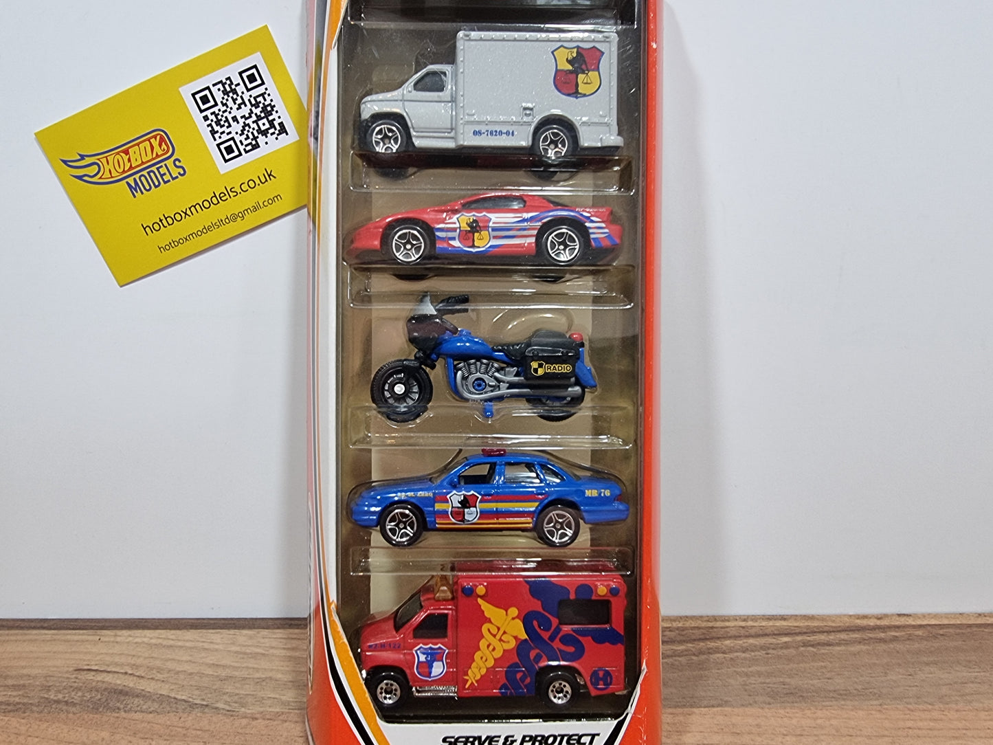 Hot Wheels Serve & Protect 5 Pack