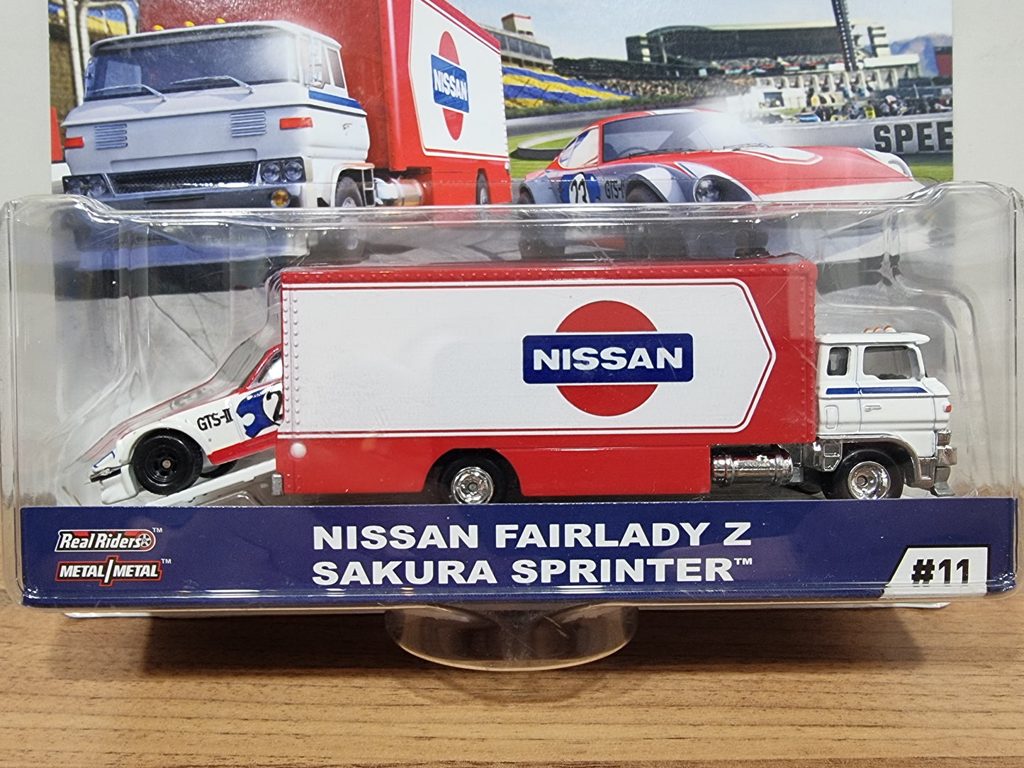 Hot Wheels Nissan Fairlady Z & Sakura Sprinter